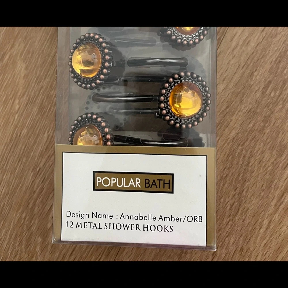 Annabelle Amber 12 metal shower hooks